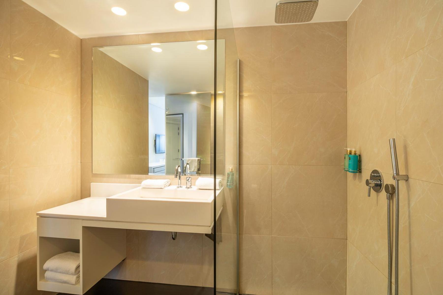 B-Aparthotel Regent Брюссель Екстер'єр фото